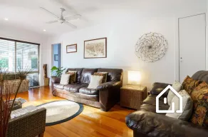 Simplicity & Serenity *1 NIGHT FREE* Charming Retreat, no Govt Tax - Image 5