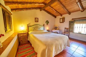 Finca 'Navalgatos' mit Bergblick, privatem Pool und privater Terrasse - Image 5