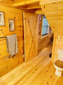 Cabin Sweet Cabin - Image 3