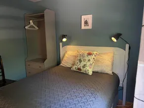 Bide-A-While - 2 Bedroom Cottage Forest & Lake PEI Cottages - Image 3