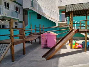 Apartment with pool and leisure area, 2 bedrooms, furnished, near Martim de Sá. - Image 4