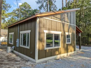 Full Kitchen with in Unit Washer/Dryer.  Private Entrance & no contact check-in - Image 5