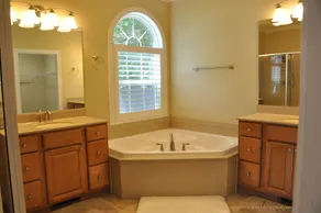Bethany Beach Sleeps 14  - 4 BDRM + Private Den w/ Queen Sleeper - Image 3