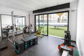 Sunset 203 Luxury apt With Gym in Lac1 - Image 3