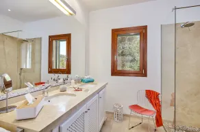EXCLUSIVE FINCA (UP TO 12 PERSONS), WITH POOL, SAUNA, BBQ, NEAR TO PALMA & SEA! - Image 4