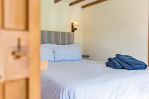 The Nest by Bloom Stays -  seaside cottage sleeping 6 guests  in 3 bedrooms - Image 4