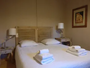 Warm one-bedroom, one floor, self-catered cottage with gated garden - Image 5