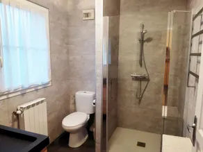 Fint hus duplex med pool - Image 4