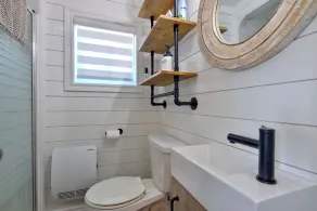 The Hideaway- Lake view Cottage In Wine Country - Image 3
