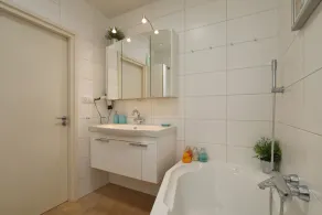 Sunnybeachhouse aan het bos, tussen zee en meer. - Image 3