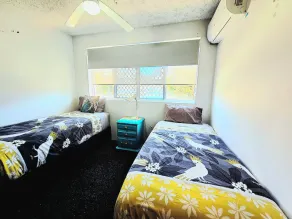 Koppla av med havsutsikt och stor privat takterrass - Image 4