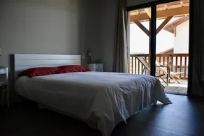 Magnificent Loft 200 metres from Saint Girons beach, sleeps 9 - Image 5