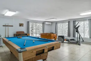 Beautiful Lake Front Home - Image 2