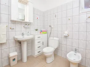 Holiday Home Marinela - Four Bedroom Holiday Home with Swimming Pool - Image 4