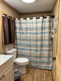 Cozy one bedroom cabin with lake view-South Toledo Bend - Image 4