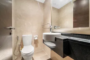 Elite Downtown Residences - Image 4