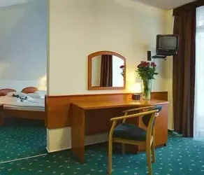 Hotel Wilga - Image 2