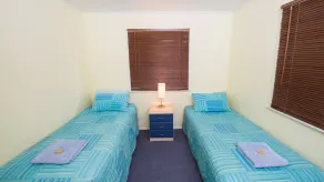 Pet friendly Pialba Beach House across from beach, close to waterpark - Image 4
