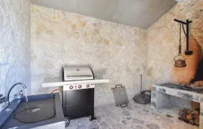 Vackert hem i Zrnovnica-Split med bastu - Image 4