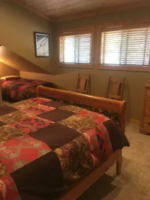 Escapade magique à North Tahoe; trois chambres principales, wifi, nouvelle cuisine et bain à remous - Image 4