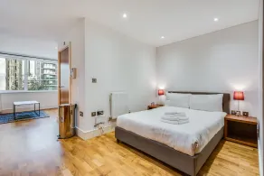 Cozy Studio Apartment in Indescon, Canary Wharf by MySquare - Image 3