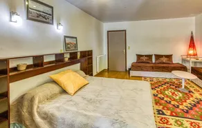 Stunning Home In Montricoux - Image 4