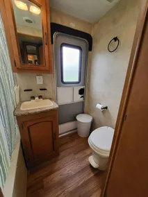 Loads of amenities, Riverfront, Near Smoke Hole, Seneca, Dolly Sods, Blackwater - Image 2