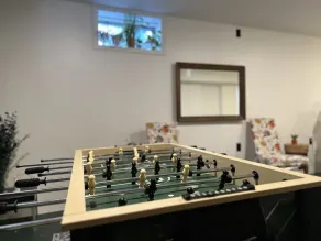 Family Fun, Spacious, Clean, Central Location, 2nd Family Room, Game Room - Image 3