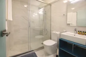 Sunrise Bay Apts - Image 2