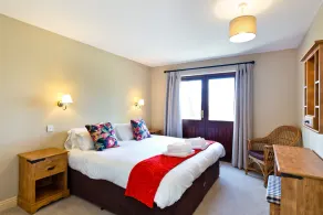 Farwell Cottage at Holiday Complex - Image 3