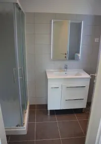Appartement chic avec grande terrasse - Image 3