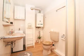 Centrally located apartment for 4 people and dog - Image 2