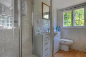ST GABRIELS COTTAGE, pet friendly, with a garden in Chideock - Image 2