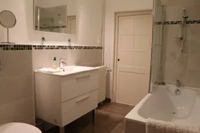 Holiday home in the heart of the Village for 10 adults and 4 children max. - Image 2