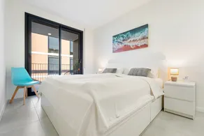 Apartamento 'Costa Dorada Perle' con vistas al mar, piscina compartida y aire acondicionado. - Image 4