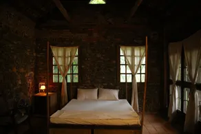 Ideal for small group to visit the landscape or practice meditation and yoga. - Image 3