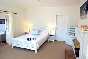 The Paradise Beach House - Image 2
