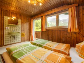 Holiday home with balcony and lots of privacy - Image 5