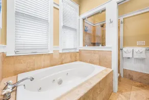 SEA LA VIE- BEACHFRONT, HUNDE OK, KOSTENLOSER STRANDSERVICE, PRIVATE SPLASH POOL !! - Image 4