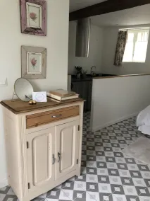 Charming single-storey studio in a quiet location  - Image 5