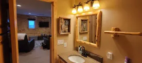 Cabin on Norway Lake, 2 bedroom/sleeps 6 - Image 2