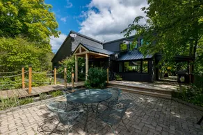 The Lake House! Private 3.6 Acres Family Retreat! - Image 4