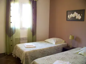 Appartamento T3, con piscina riscaldata, tra mare e montagna - Image 4