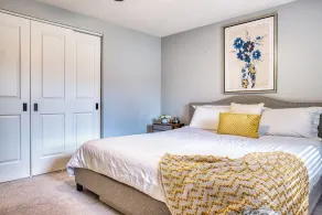 Luxury retreat-King Beds- Game Room- Hot Tub-Private Beach Access - Image 5