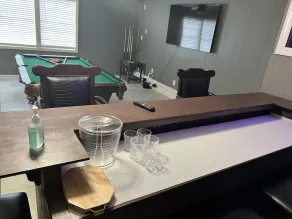 Spacious Modern Ranch with Bonus Room - Image 5