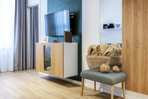 Geschmackvolles 2-zimmer-apartment in Maritimer Lage im Alten Hafen Wismars - Image 3