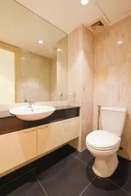 Saigon Apartments - Image 5