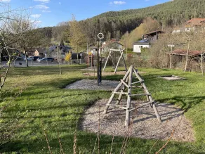 Blockhaus in Ruhiger Lage, Traumblick und Vielen Freizeitangeboten - Image 3