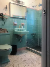 3 bed villa.  Walk to grocery, restaurants, beach.  Hot tub and more… - Image 3