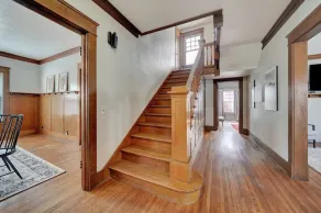 🍸🫒HUGE Luxurious 6BR+ Historic Gem by UNL Huskers: VRBO Lincoln NE - Pe... - Image 3